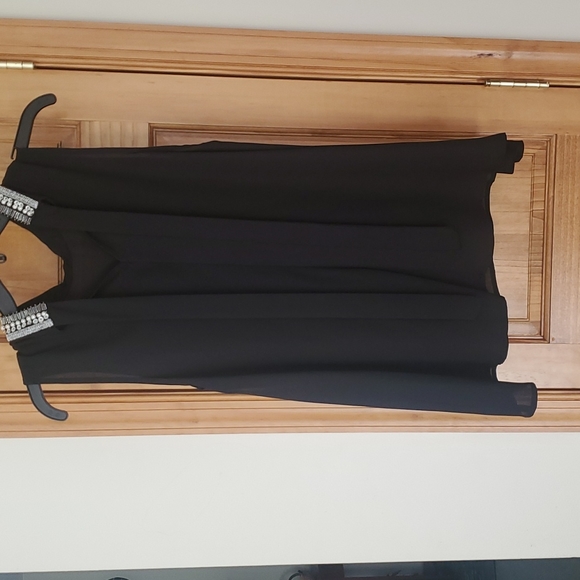 NWT Dressy Black Tank Blouse Size Large - Picture 2 of 3